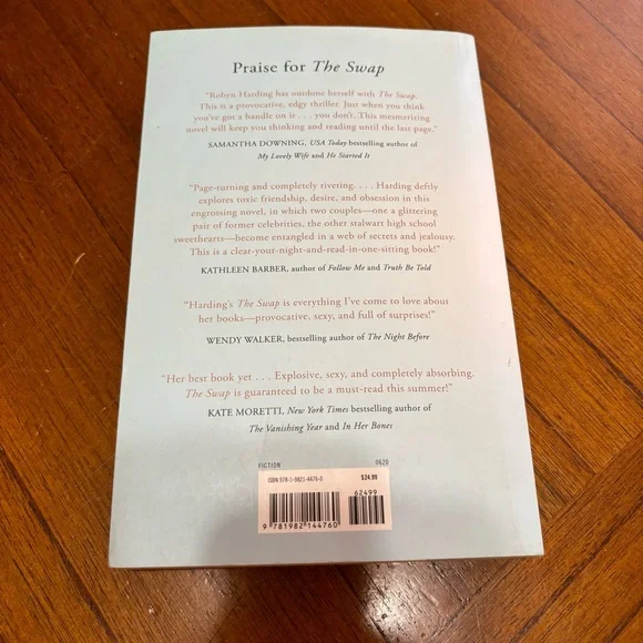 3/$20 📚 The Swap Robyn Harding Paperback - Picture 5 of 6